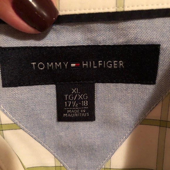 Men’s Tommy Hilfiger Dress Shirt - XL 17 1/2 - 18 - Picture 4 of 10
